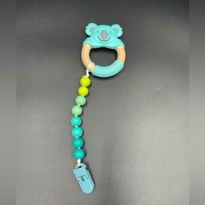 Nuby silicone teether / pacifier Koala infant clip